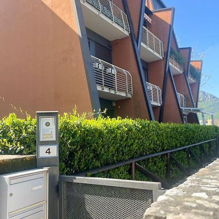 B&B Resilienza - Camera Privata Con Bagno 레코 외부 사진